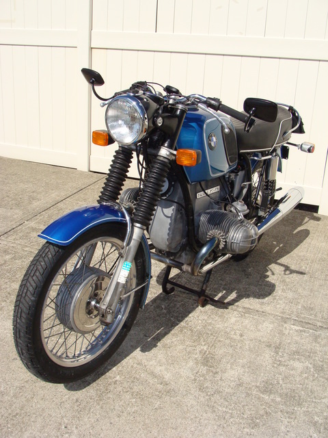 2973281 '70 R75-5, Blue. 027 SOLD.....2973281 '70 R75/5 SWB, Blue. 87,500 Mi. Starts easily. Runs GREAT! Very strong.