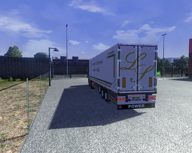 Renault Range T510 4x2 + schmitz Coolliner Leon Ju prive skin ets2