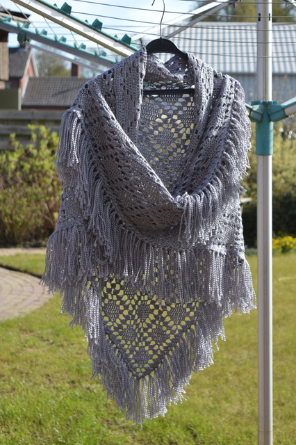 DSC 0451 Mijn zelf gemaakte sjaals