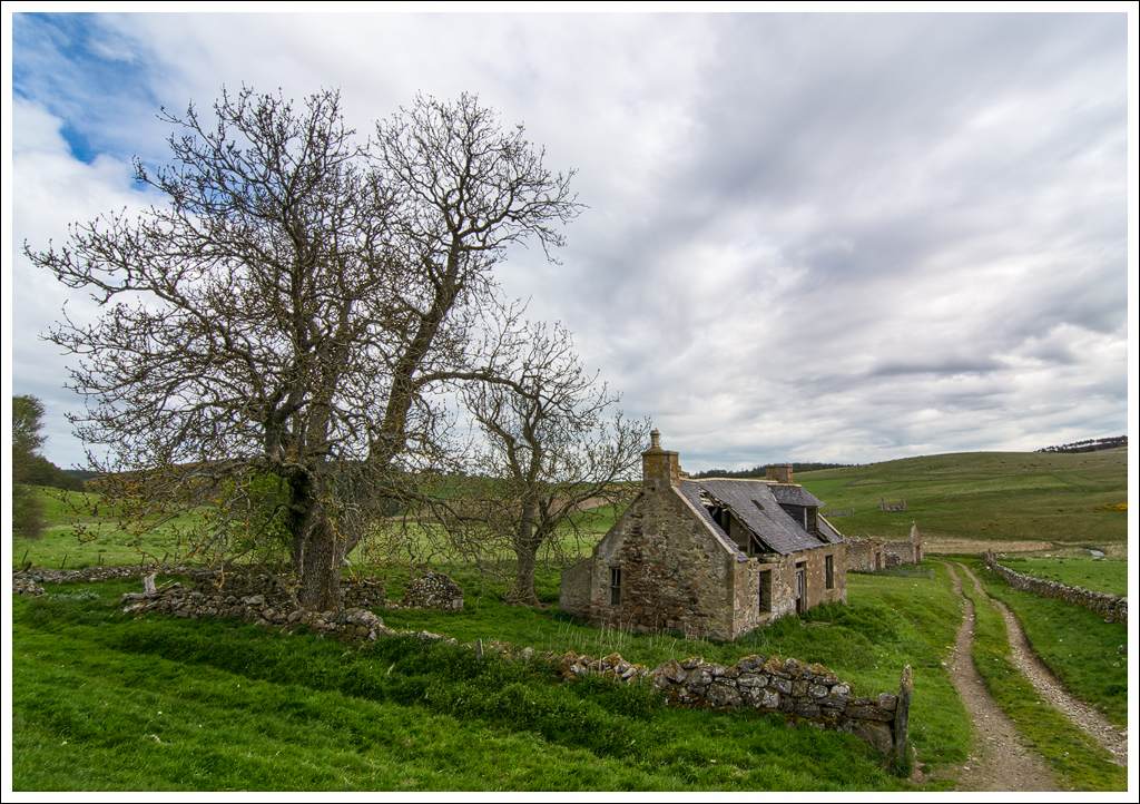  DSC1154 The old Scottish farmhouse-2 - 