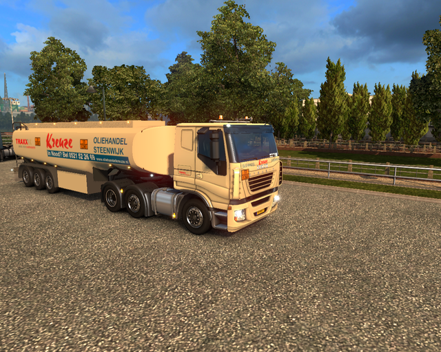 ets2 Iveco Stralis 6x2 + tanktrailer Kreuze Olieha prive skin ets2