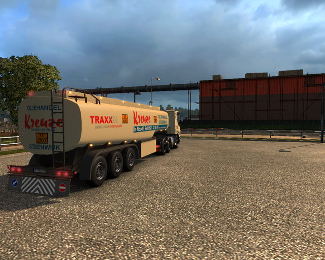 ets2 Iveco Stralis 6x2 + tanktrailer Kreuze Olieha prive skin ets2