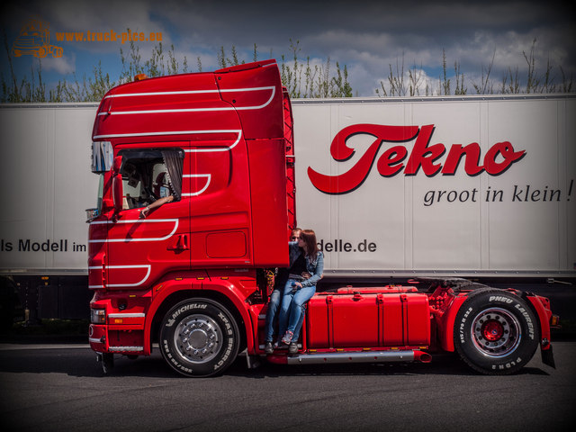 wwwtruck-picseu---rssel-lohfelden-2015-10 16614763 Rüssel Truck-Show, Autohof Lohfeldener Rüssel, powered by www.truck-pics.eu