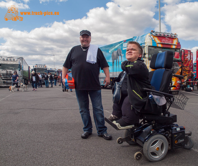 wwwtruck-picseu---rssel-lohfelden-2015-15 17235450 RÃ¼ssel Truck-Show, Autohof Lohfeldener RÃ¼ssel, powered by www.truck-pics.eu