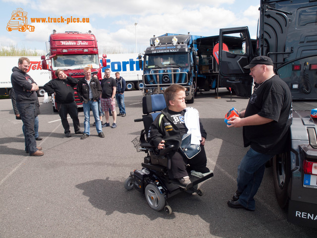 wwwtruck-picseu---rssel-lohfelden-2015-20 17237177 RÃ¼ssel Truck-Show, Autohof Lohfeldener RÃ¼ssel, powered by www.truck-pics.eu