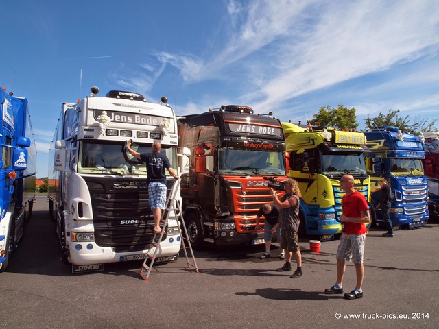 geiselwind-2014-wwwtruck-picseu-12 14396796052 o Trucker- & Country Festival Geiselwind, Autohof Strohofer