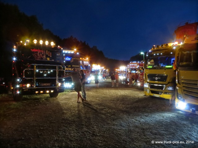 geiselwind-2014-wwwtruck-picseu-475 14395116351 o Trucker- & Country Festival Geiselwind, Autohof Strohofer