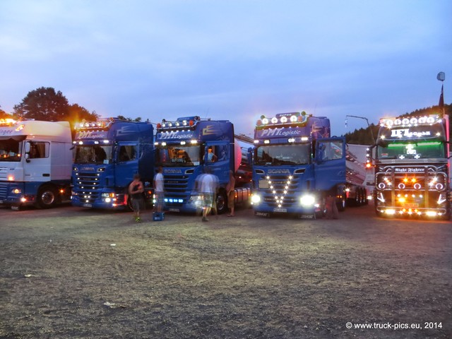 geiselwind-2014-wwwtruck-picseu-515 14395060631 o Trucker- & Country Festival Geiselwind, Autohof Strohofer
