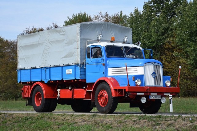 DSC 0324-BorderMaker LKW Veteranen Treffen Autohof WÃ¶rnitz 2015