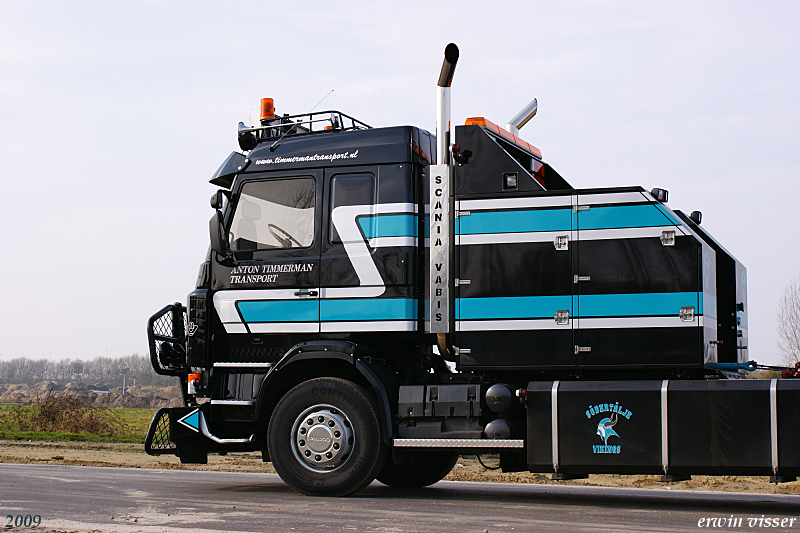 143sleeper 023-border S-U-P-E-R
