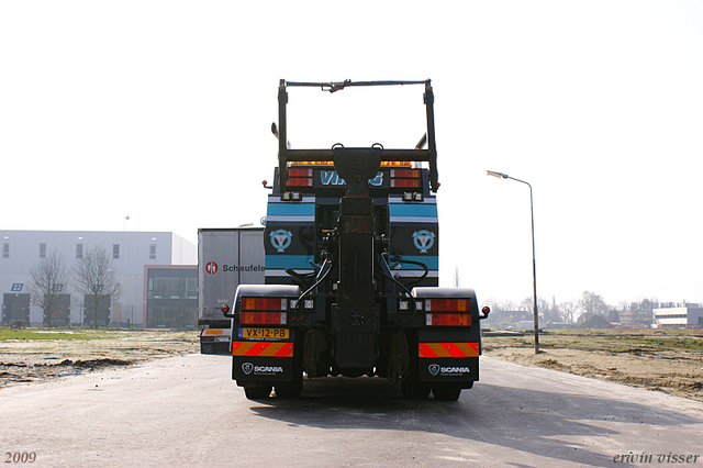 143sleeper 036-border S-U-P-E-R