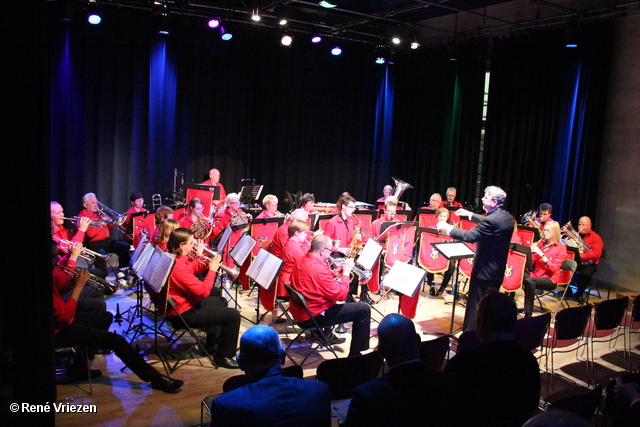 R,Th,B,Vriezen 20160110 0097 Arnhems Fanfare Orkest-Mzv Heijenoord NieuwJaarsConcert K13 Velp zondag 10 januari 2016