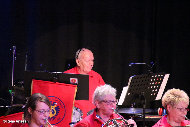 R,Th,B,Vriezen 20160110 0101 Arnhems Fanfare Orkest-Mzv Heijenoord NieuwJaarsConcert K13 Velp zondag 10 januari 2016