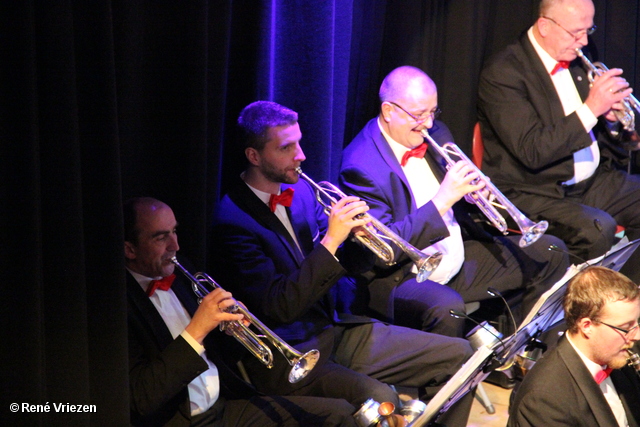 R,Th,B,Vriezen 20160110 0156 Arnhems Fanfare Orkest-Mzv Heijenoord NieuwJaarsConcert K13 Velp zondag 10 januari 2016