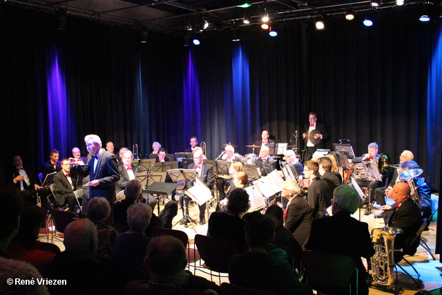 R,Th,B,Vriezen 20160110 0221 Arnhems Fanfare Orkest-Mzv Heijenoord NieuwJaarsConcert K13 Velp zondag 10 januari 2016