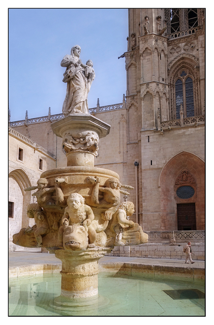 Catedral de Burgos Fountain Spain