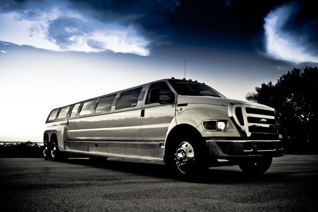 Ford Truck Limo Picture Box