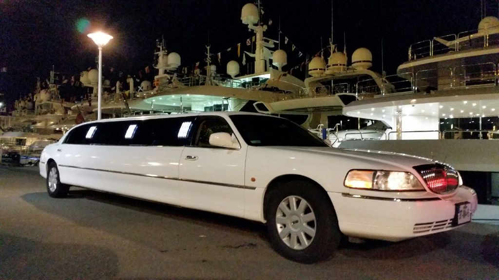 White Limo MiamiLimoService  Fleet