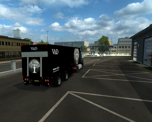 ets2 Daf CF lowroof 4x2 + 2 asser trailer V&D Holl prive skin ets2