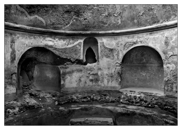 -pompeii Italy B&W  Italy photos