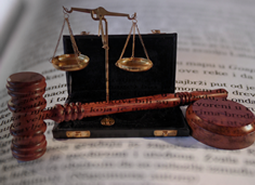 Elville & Associates 9 Picture Box