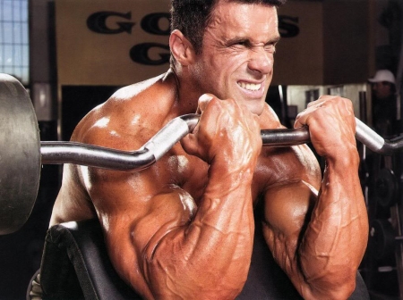 Arm-Muscles-building-With-Dumbbells N33 Nitric Oxide