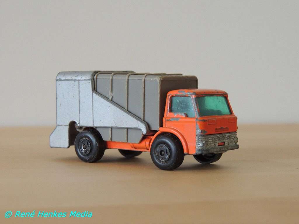 Matchbox Series No 7 Ford Refuse Truck - 
