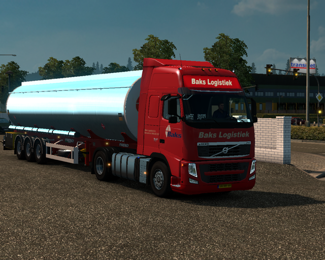 ets2 Volvo Fh Classic 4x2 + Chrome tanktrailer Bak prive skin ets2