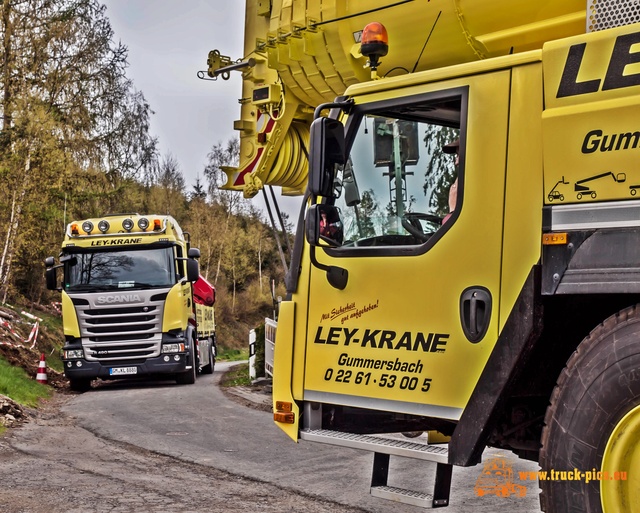 Lok-Transport powered by www.truck-pics.eu-9 Lok-Transport in Hilchenbach, KÃ¼bler & Setzer, Ley-Krane powered by www.truck-pics.eu