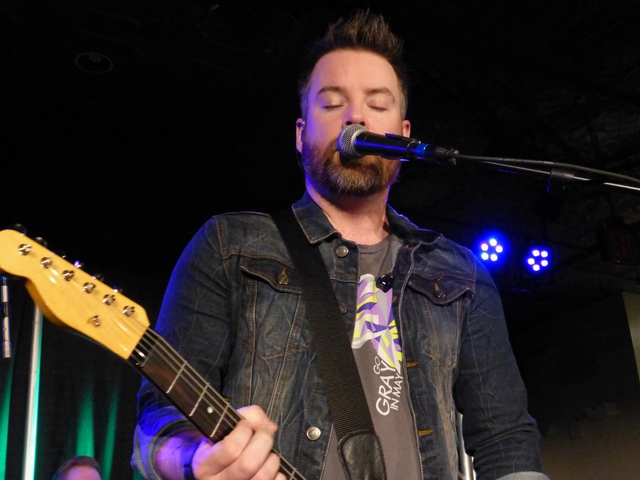 P1360028 David Cook - Clarendon Ballroom RFH 4-30-2016