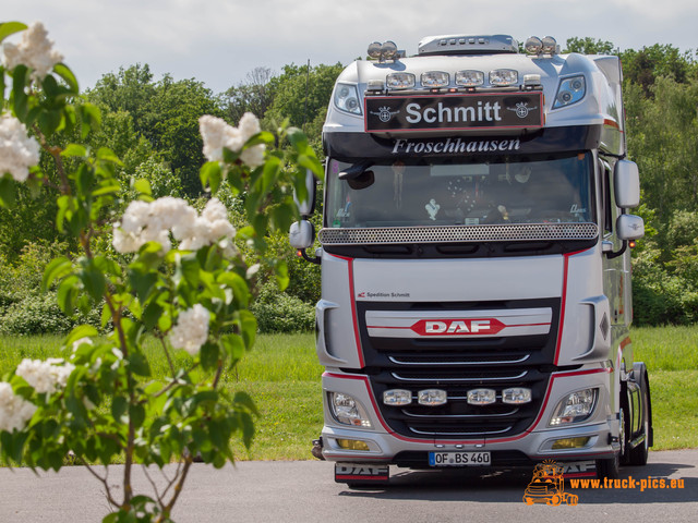 Dikke DAF 106-8 Dikke-DAF-Shooting in Froschausen. Danke Claus mit "C"