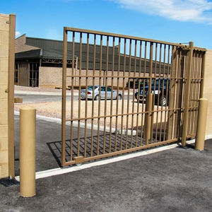 Tucson AZ industrial gates  (520) 574-7558 A & M Fencing