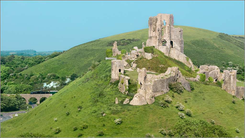  DSC3077 Corfe Castle-2 - 