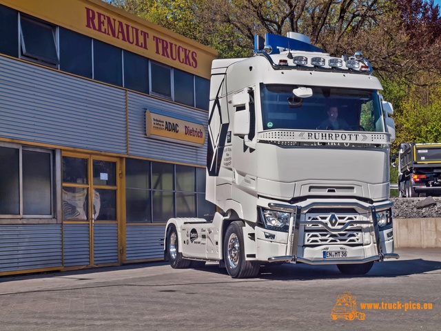 Renault T-Truck, -Big Mike-, Mamu Trans, Witten (9 The making of: Asphalt Cowboy "Big Mike" Cohnen's Renault T-Model powered by www.truck-pics.eu & Dietrich GmbH, Gerlingen