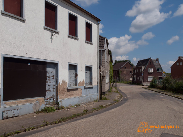 Lost places in Germany 2016-2 Lost places in Germany, LÃ¼tzerath, Immerath, Braunkohletageabbau Garzweiler powered by www.truck-pics.eu