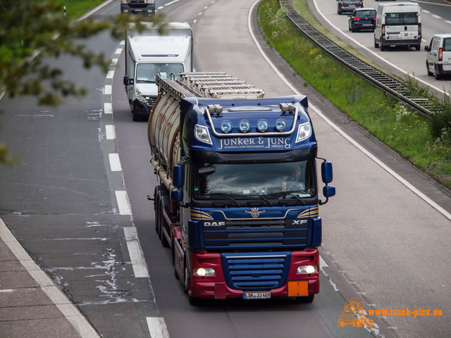 Keep on trucking 2016-4 View from a bridge 2016 powered by www.truck-pics.eu