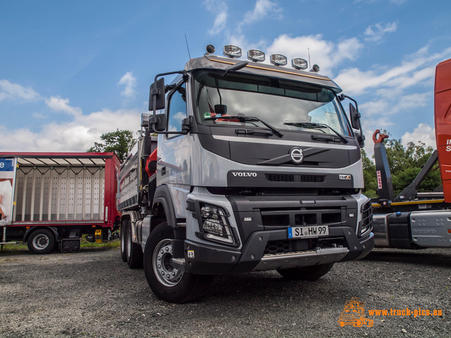 VOLVO TRUCKS-4 - Kopie VOLVO TRUCK CENTER HAIGER powered by www.truck-pics.eu