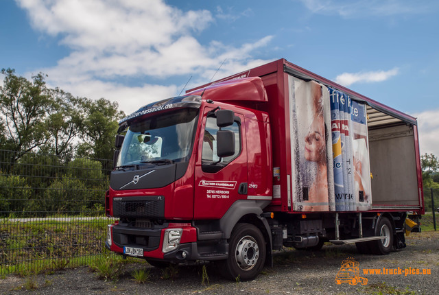 VOLVO TRUCKS-5 - Kopie VOLVO TRUCK CENTER HAIGER powered by www.truck-pics.eu