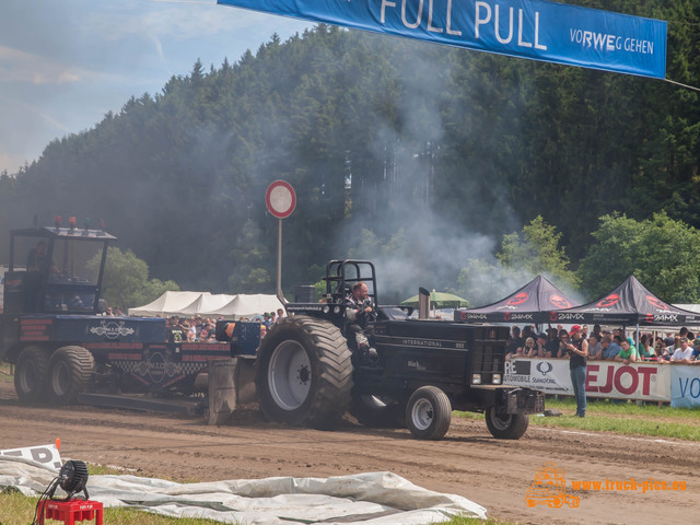 www.truck-pics.eu, tractorpulling-30 Tractorpulling Berghausen, Wittgenstein, 2016