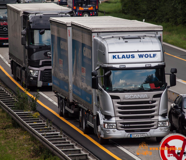 view from a bridge truck-pics (6) View from a bridge 2016 powered by www.truck-pics.eu
