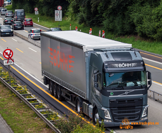 view from a bridge truck-pics (62) View from a bridge 2016 powered by www.truck-pics.eu