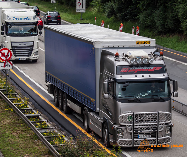view from a bridge truck-pics (72) View from a bridge 2016 powered by www.truck-pics.eu