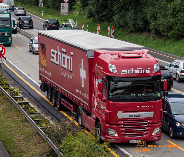 view from a bridge truck-pics (81) View from a bridge 2016 powered by www.truck-pics.eu