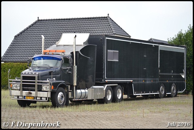 VV-76-YH Volvo N10-BorderMaker 2016