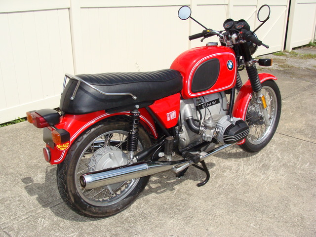 1976 R90-1000 (14) 4971818 1976 R90/6 1000cc Custom, RED