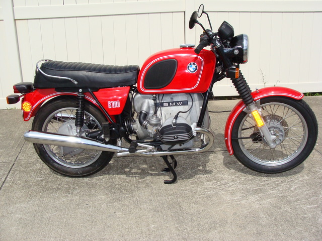 1976 R90-1000 (15) 4971818 1976 R90/6 1000cc Custom, RED