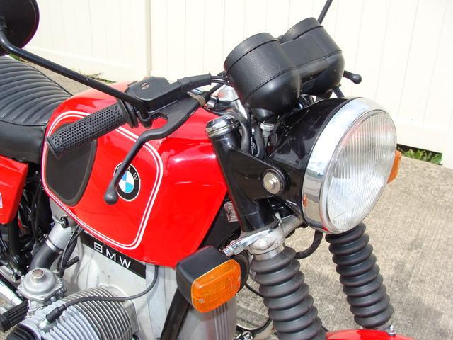 1976 R90-1000 (19) 4971818 1976 R90/6 1000cc Custom, RED