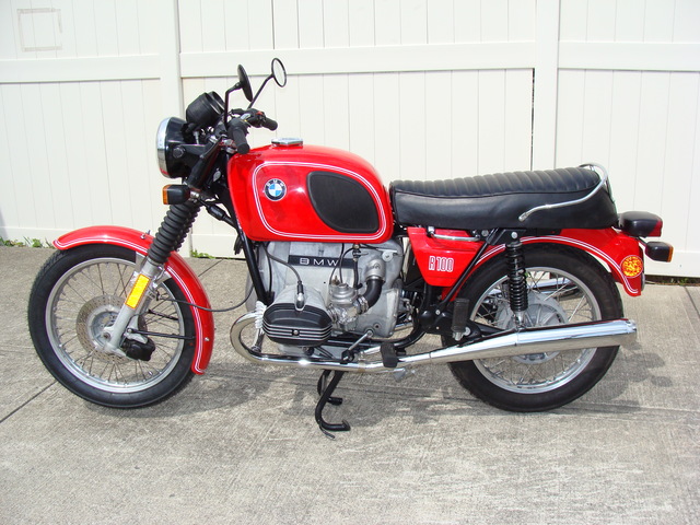 1976 R90-1000 (2) 4971818 1976 R90/6 1000cc Custom, RED