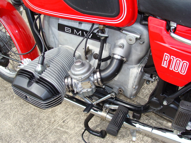 1976 R90-1000 (9) 4971818 1976 R90/6 1000cc Custom, RED