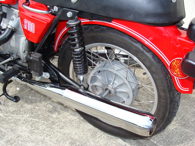 1976 R90-1000 (10) 4971818 1976 R90/6 1000cc Custom, RED